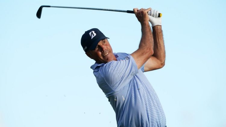 Kuchar two ahead in Hawaii in bid for ninth PGA Tour win