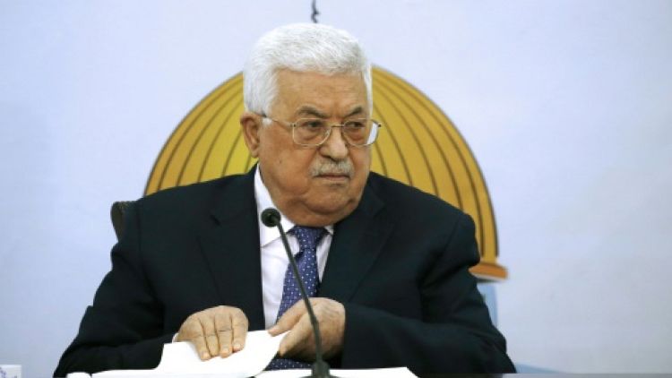 Palestiniens: le président Abbas se prépare à serrer encore la vis au Hamas