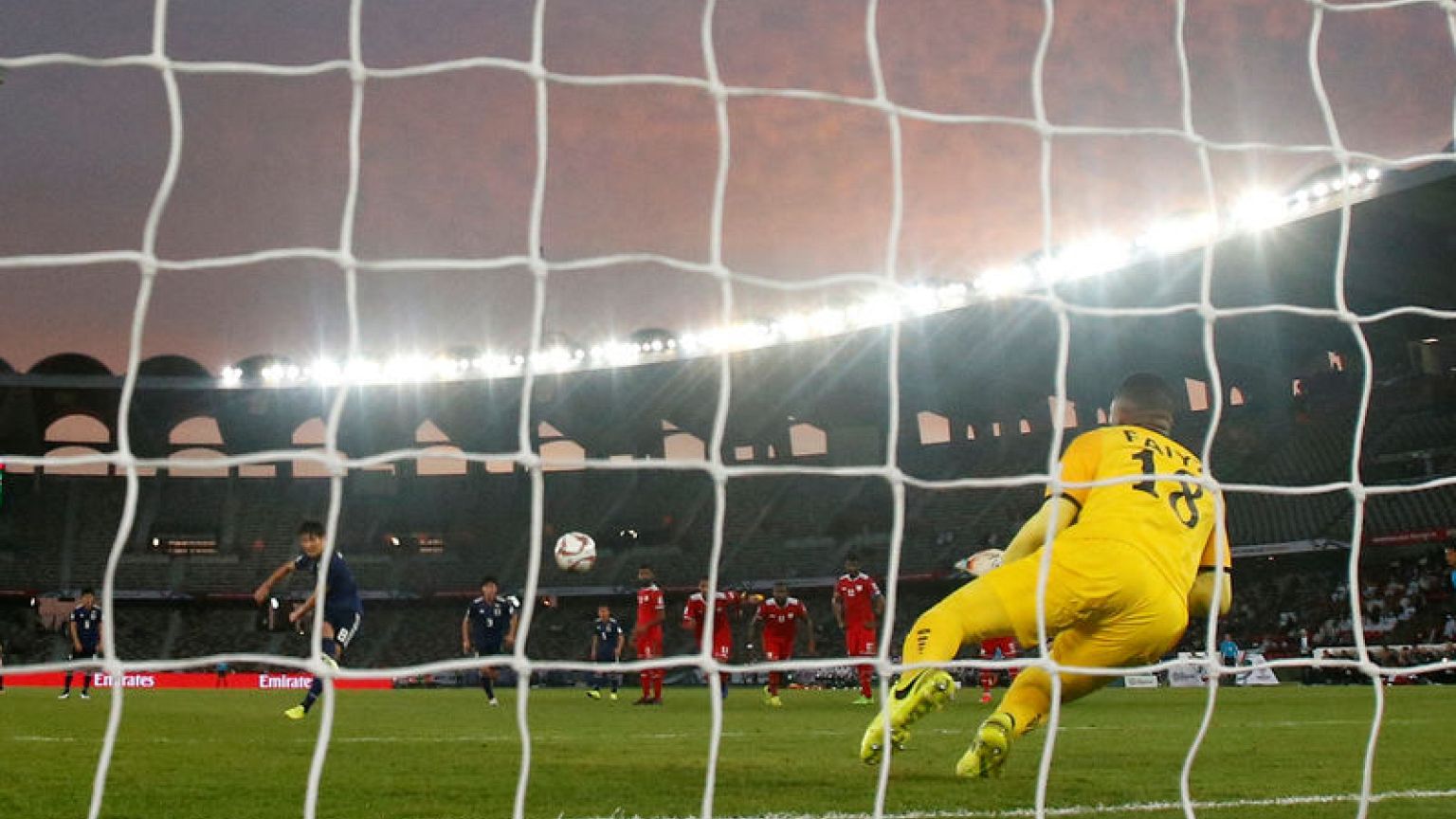 كأس آسيا: اليابان وأوزبكستان وقطر يقتطعون تأشيرة المشاركة في الدور الثاني