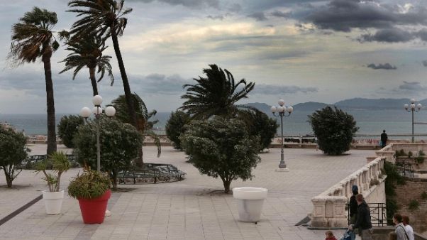 Vento a 140 km/h nel sud est Sardegna Vento a 140 km/h nel sud est Sardegna