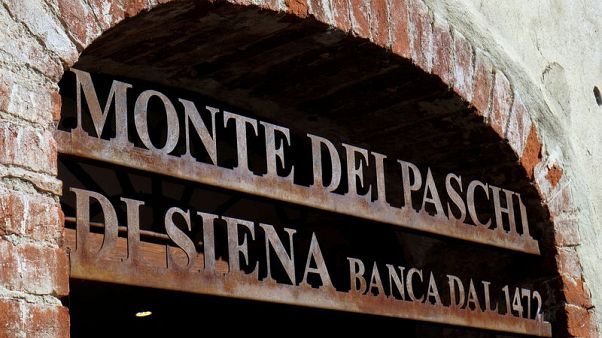 Monte dei Paschi shares suspended after plunging on ECB warning Monte dei Paschi shares suspended after plunging on ECB warning