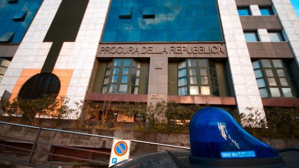 Morta in casa, arrestato il compagno Morta in casa, arrestato il compagno