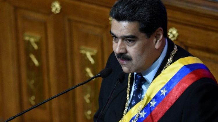 Venezuela: Maduro qualifie de "show" l'arrestation du président du Parlement