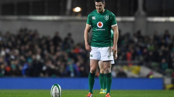 Ireland flyhalf Sexton wins Rugby Union Writers' Club award Ireland flyhalf Sexton wins Rugby Union Writers' Club award