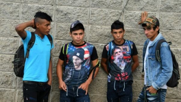 Une nouvelle caravane de migrants se forme au Honduras Une nouvelle caravane de migrants se forme au Honduras
