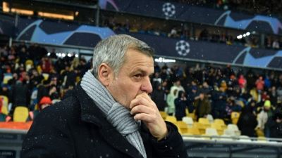Lyon: l'avenir de Genesio en suspens Lyon: l'avenir de Genesio en suspens