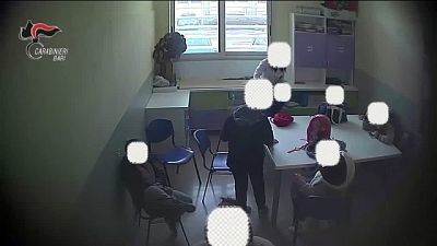 Bimbi maltrattati:maestre si difendono Bimbi maltrattati:maestre si difendono