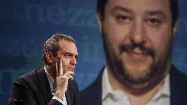 Sicurezza, de Magistris sfida Salvini Sicurezza, de Magistris sfida Salvini