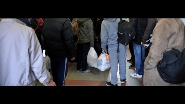 Accoglienza migranti: il Trentino taglia Accoglienza migranti: il Trentino taglia