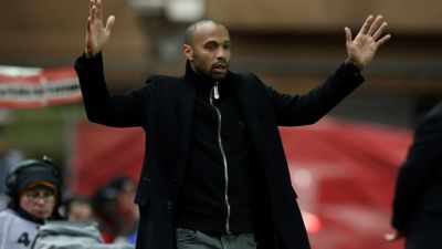 Ligue 1: Henry-Vieira, pas facile la vie de coach des ex-Gunners Ligue 1: Henry-Vieira, pas facile la vie de coach des ex-Gunners