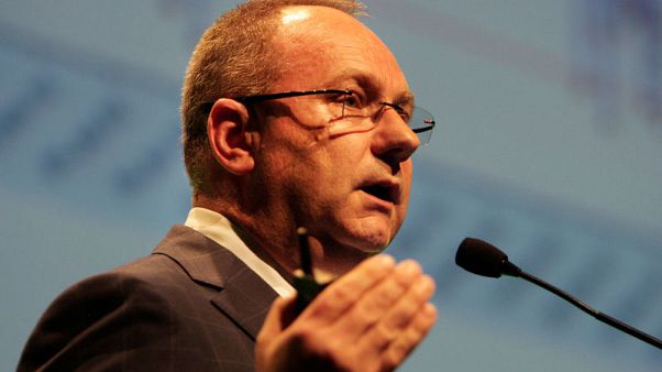 Anglo American begins quest to unearth next CEO Anglo American begins quest to unearth next CEO