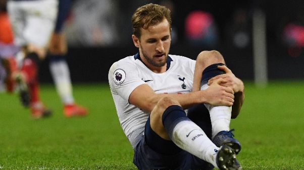 Tottenham, Kane starà fuori fino a marzo Tottenham, Kane starà fuori fino a marzo