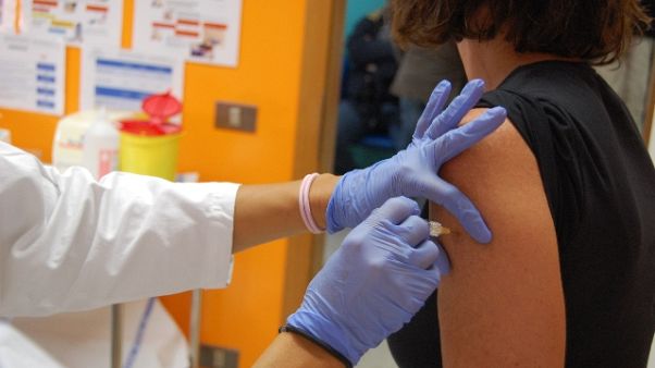 Vaccini: pm, condanna genitori per falso Vaccini: pm, condanna genitori per falso