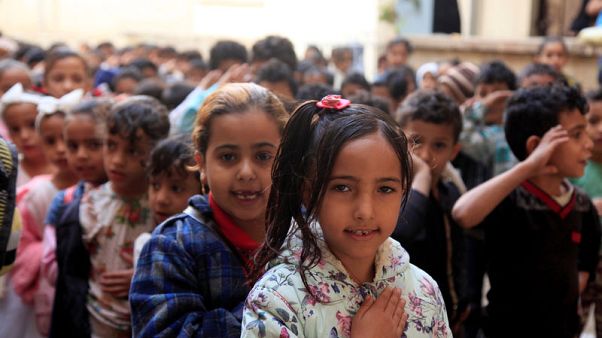 As teachers get paid, learning returns to bombed-out Yemen school As teachers get paid, learning returns to bombed-out Yemen school