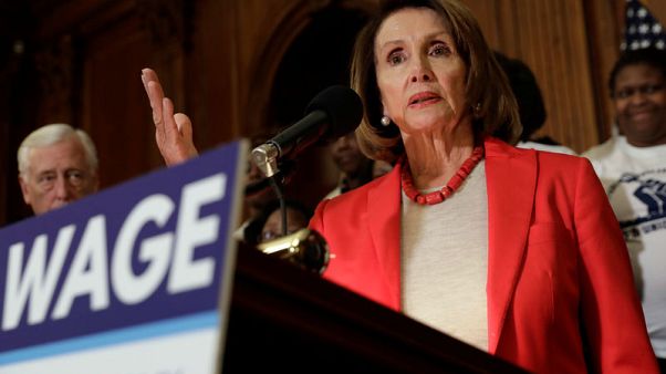 As shutdown lingers, Pelosi pushes Trump to delay State of Union address As shutdown lingers, Pelosi pushes Trump to delay State of Union address