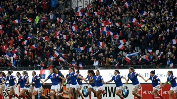 XV de France féminines: 24 joueuses sous contrat fédéral à mi-temps XV de France féminines: 24 joueuses sous contrat fédéral à mi-temps