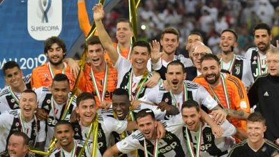 Supercoupe d'Italie: premier trophée pour Ronaldo le Turinois Supercoupe d'Italie: premier trophée pour Ronaldo le Turinois