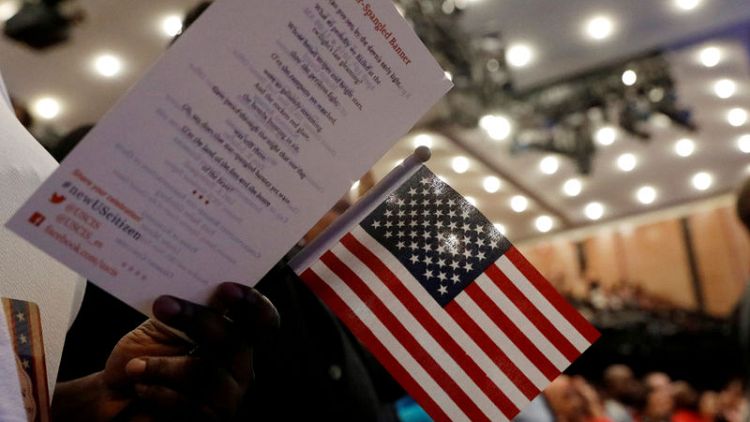Congressional Democrats move to stop U.S. Census citizenship question