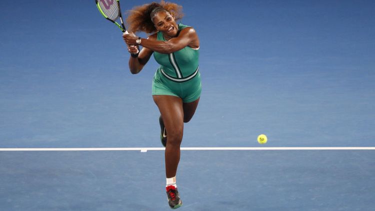 Serena Williams comfortably beats Bouchard to move into third round