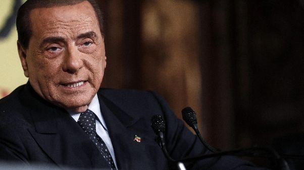 Berlusconi, mi candido a europee Berlusconi, mi candido a europee