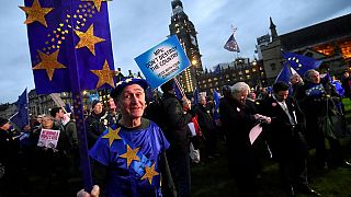 استطلاع: بريطانيا قد تصوت لصالح البقاء ضمن الاتحاد الأوروبي