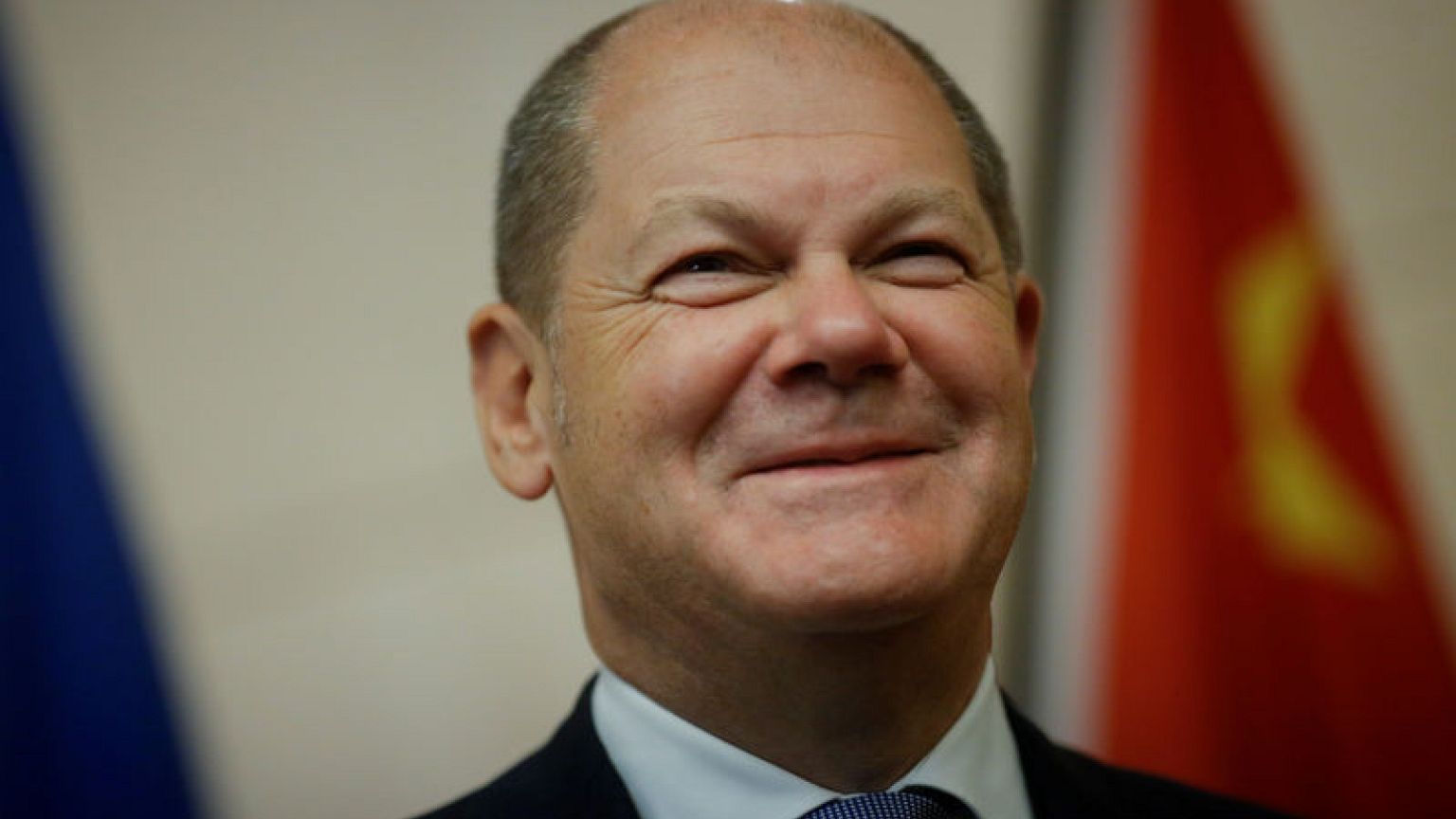 Germany pushes China to open its financial sector