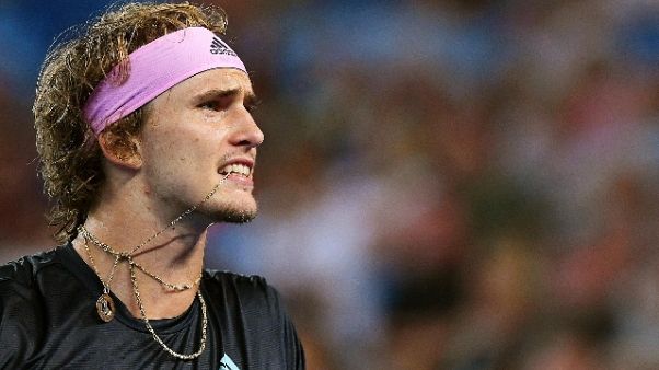 Australia:Djokovic facile, Zverev fatica Australia:Djokovic facile, Zverev fatica