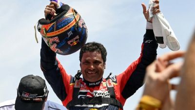 Dakar: Nasser al-Attiyah voit triple Dakar: Nasser al-Attiyah voit triple