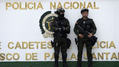 Colombie: 21 morts, 68 blessés dans l'attentat contre l'école de police à Bogota Colombie: 21 morts, 68 blessés dans l'attentat contre l'école de police à Bogota