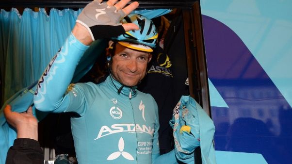 Mancini e Cassani a omaggio a Scarponi Mancini e Cassani a omaggio a Scarponi