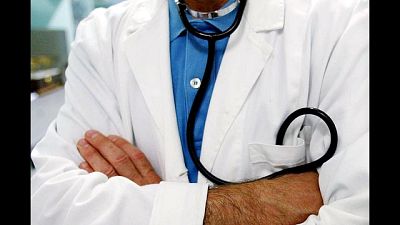 Moglie di un medico prescriveva farmaci Moglie di un medico prescriveva farmaci