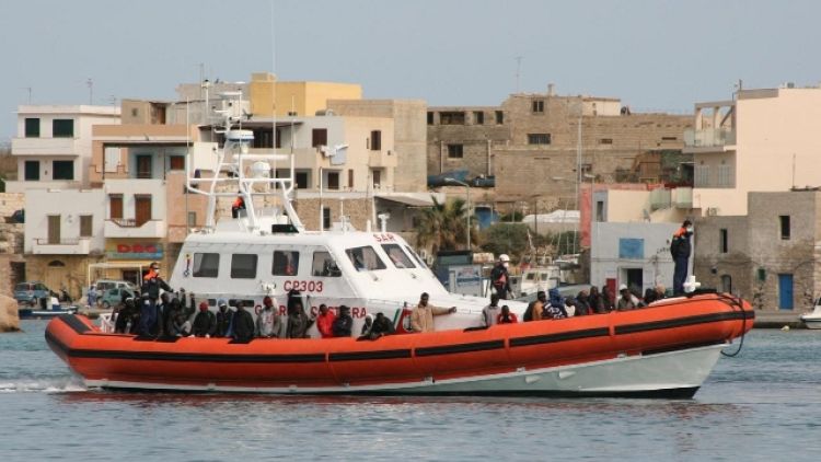 Migranti: 67 giunti a Lampedusa