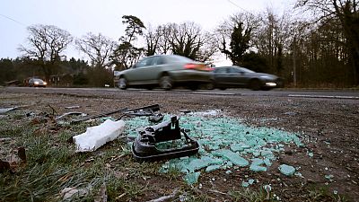 الأمير البريطاني فيليب يجري فحوصا طبية بعد حادث سيارة