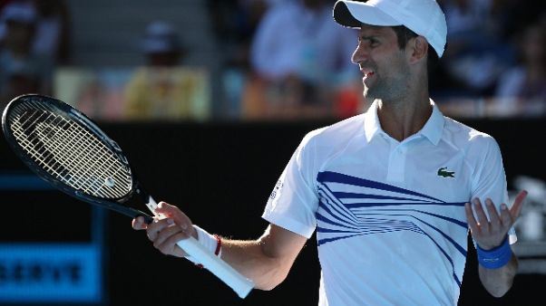 Aus Open, Djokovic agli ottavi Aus Open, Djokovic agli ottavi