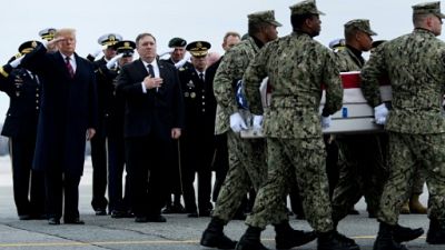 Trump accueille les dépouilles des victimes américaines de Minbej Trump accueille les dépouilles des victimes américaines de Minbej