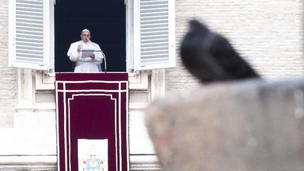 Migranti: Papa, un dolore nel cuore Migranti: Papa, un dolore nel cuore