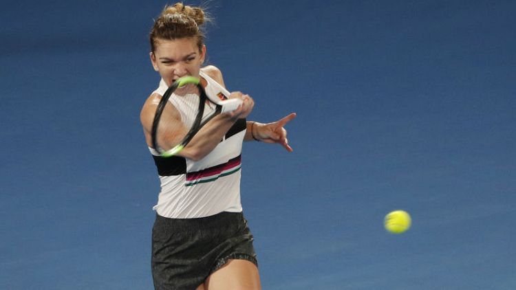Halep not intimidated by Serena ahead of Melbourne showdown