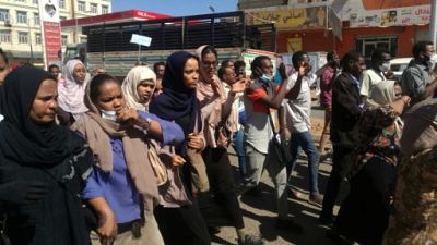 Soudan: nouvelles manifestations, Béchir défend les forces de sécurité Soudan: nouvelles manifestations, Béchir défend les forces de sécurité