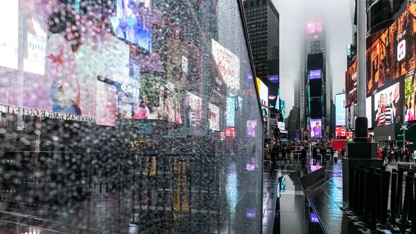 Flash freeze of melting snowstorm seen icing over U.S. Northeast Flash freeze of melting snowstorm seen icing over U.S. Northeast