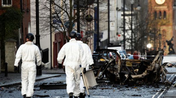 الشرطة: اعتقال اثنين آخرين على صلة بهجوم سيارة ملغومة في أيرلندا الشمالية الشرطة: اعتقال اثنين آخرين على صلة بهجوم سيارة ملغومة في أيرلندا الشمالية