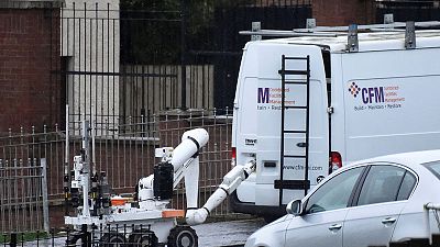 أنباء عن خطف عربة فان وتركها بأيرلندا الشمالية بعد أيام من تفجير سيارة ملغومة