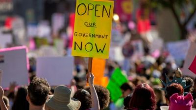 Le Sénat vote jeudi pour arrêter le "shutdown", sans réel espoir d'avancée Le Sénat vote jeudi pour arrêter le "shutdown", sans réel espoir d'avancée