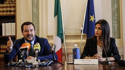 Salvini a Raggi, faccia il suo dovere