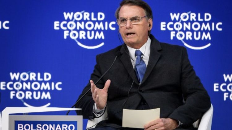 "La gauche ne s'imposera pas" en Amérique latine, assure Bolsonaro à Davos