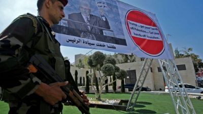 L'Autorité palestinienne va refuser toute aide américaine L'Autorité palestinienne va refuser toute aide américaine