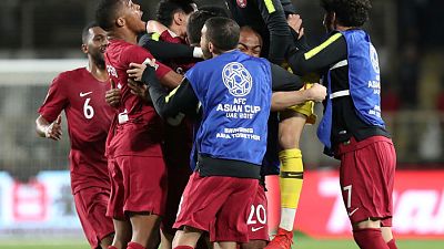 قطر تواصل التألق وتهزم العراق وتبلغ دور الثمانية في آسيا قطر تواصل التألق وتهزم العراق وتبلغ دور الثمانية في آسيا