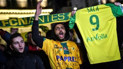 Nantes: des centaines de fans rendent hommage à Emiliano Sala Nantes: des centaines de fans rendent hommage à Emiliano Sala