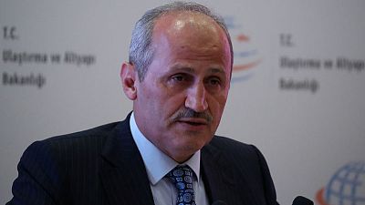 قناة: تركيا سترفع حظر الرحلات الجوية إلى السليمانية بشمال العراق
