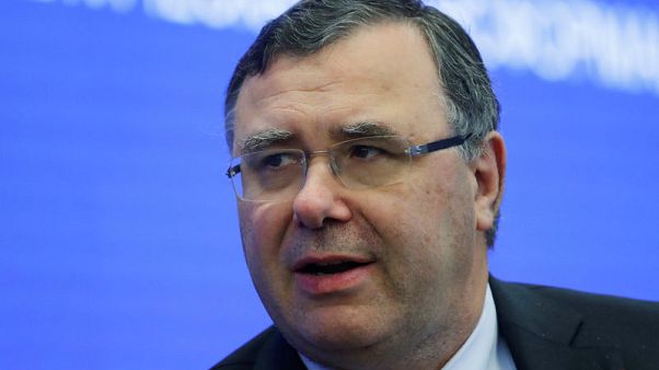 Total CEO says influx of U.S. oil exports could weigh on prices Total CEO says influx of U.S. oil exports could weigh on prices