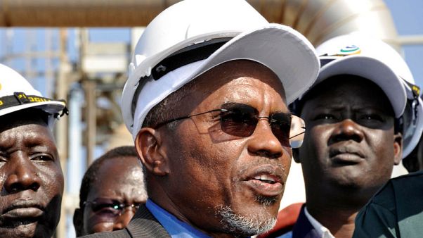 وزير النفط: السودان قبل مساعدات من الإمارات وروسيا وتركيا وزير النفط: السودان قبل مساعدات من الإمارات وروسيا وتركيا